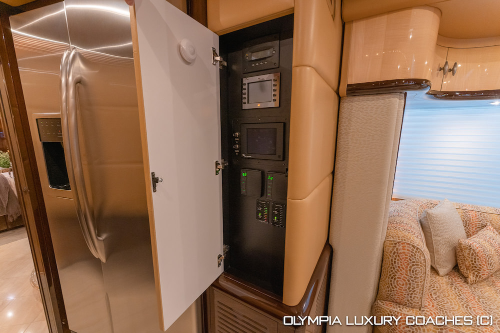 2008 Prevost Liberty H3-45 For Sale