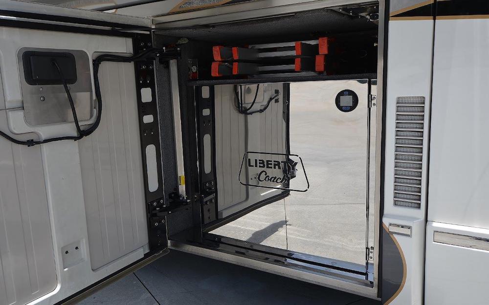 2008 Prevost Liberty H3-45 For Sale