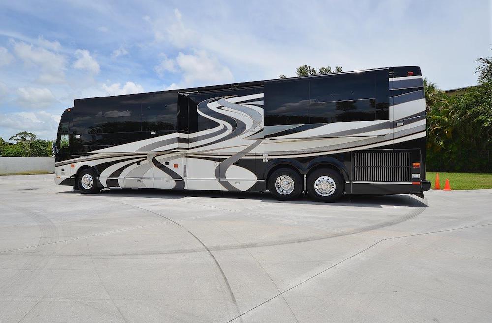 2008 Prevost Liberty H3-45 For Sale