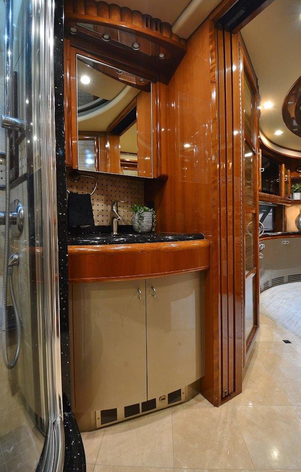 2008 Prevost Liberty H3-45 For Sale