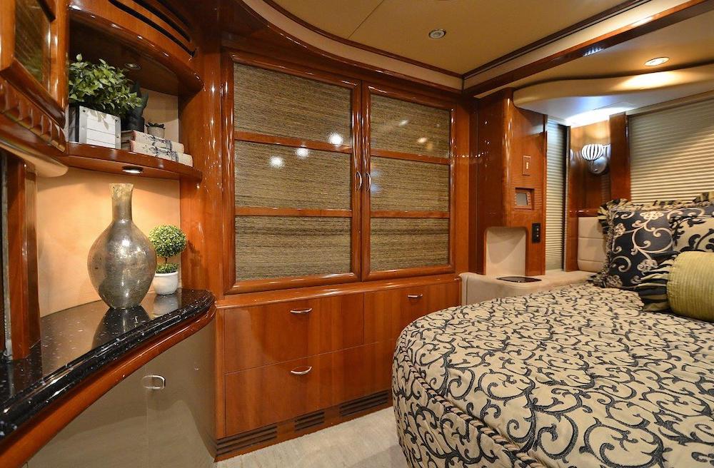 2008 Prevost Liberty H3-45 For Sale