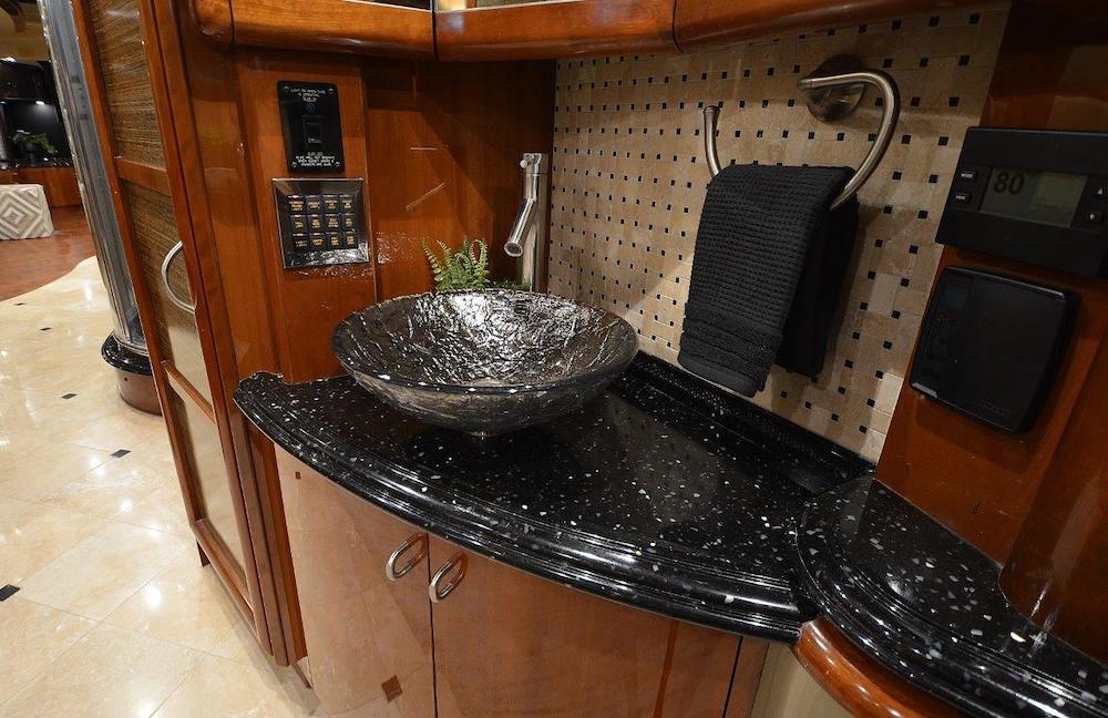 2008 Prevost Liberty H3-45 For Sale