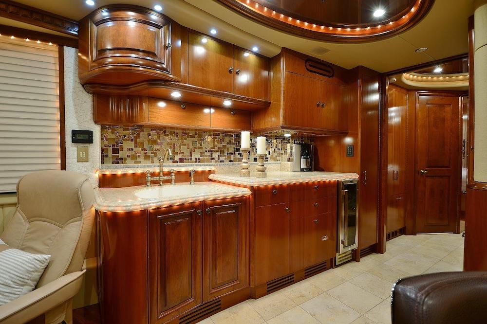 2008 Prevost Liberty XLII For Sale