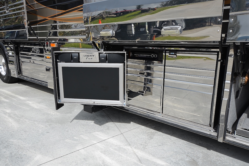 2008 Prevost Liberty XLII For Sale