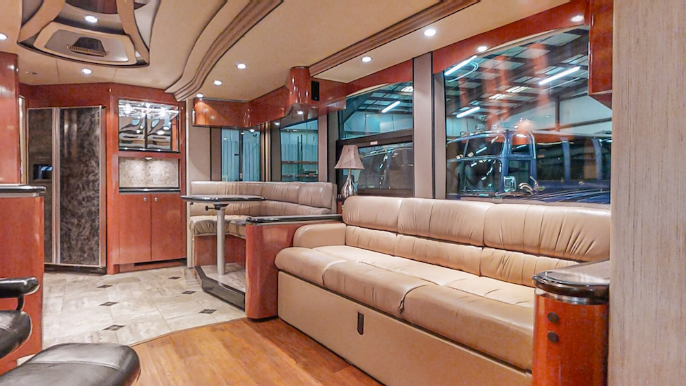 2008 Prevost Lifestyle XLII For Sale