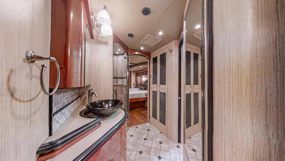 2008 Prevost Lifestyle XLII For Sale