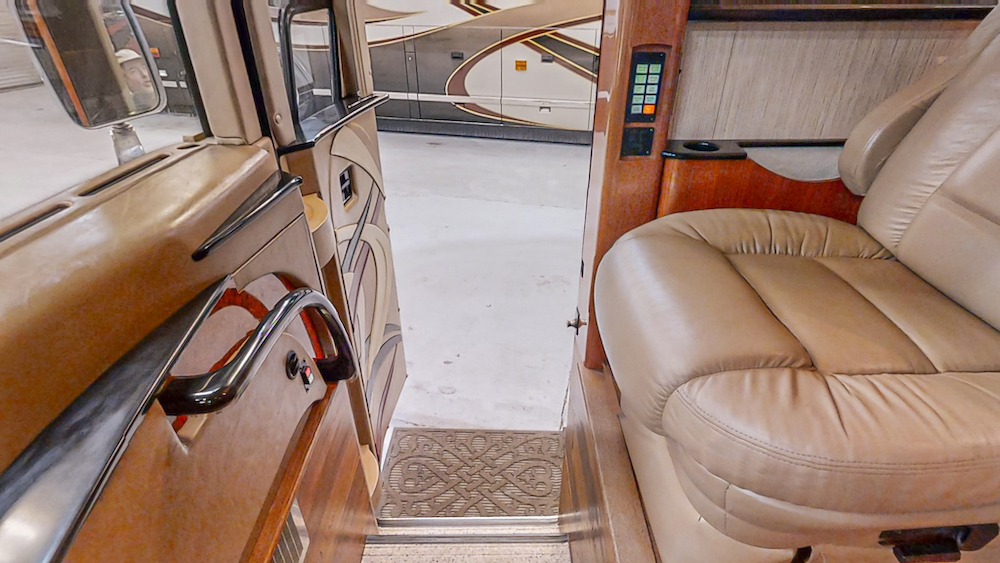 2008 Prevost Lifestyle XLII For Sale