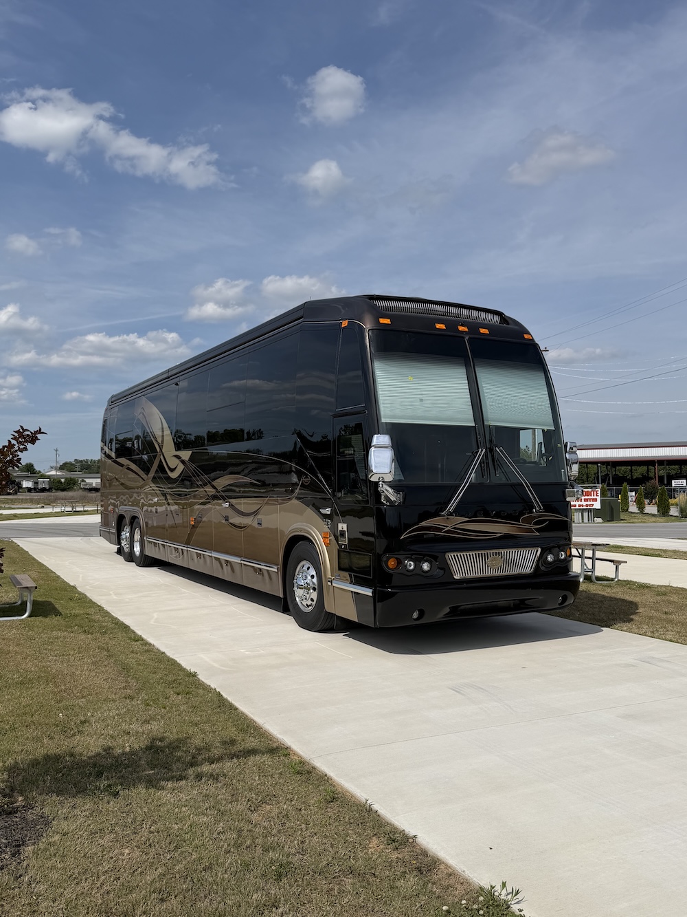 2008 Prevost Marathon H3-45 For Sale
