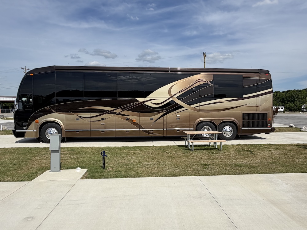 2008 Prevost Marathon H3-45 For Sale