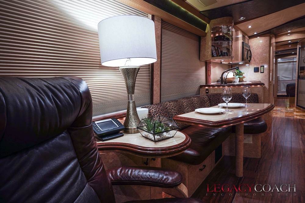 2008 Prevost Marathon H3-45 For Sale