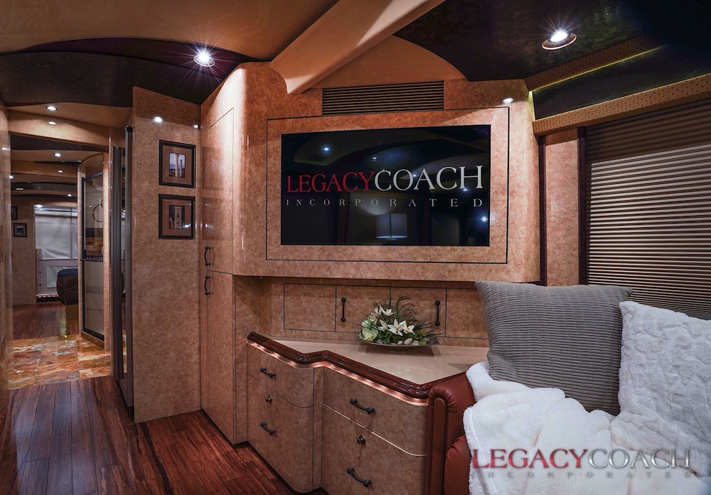 2008 Prevost Marathon H3-45 For Sale