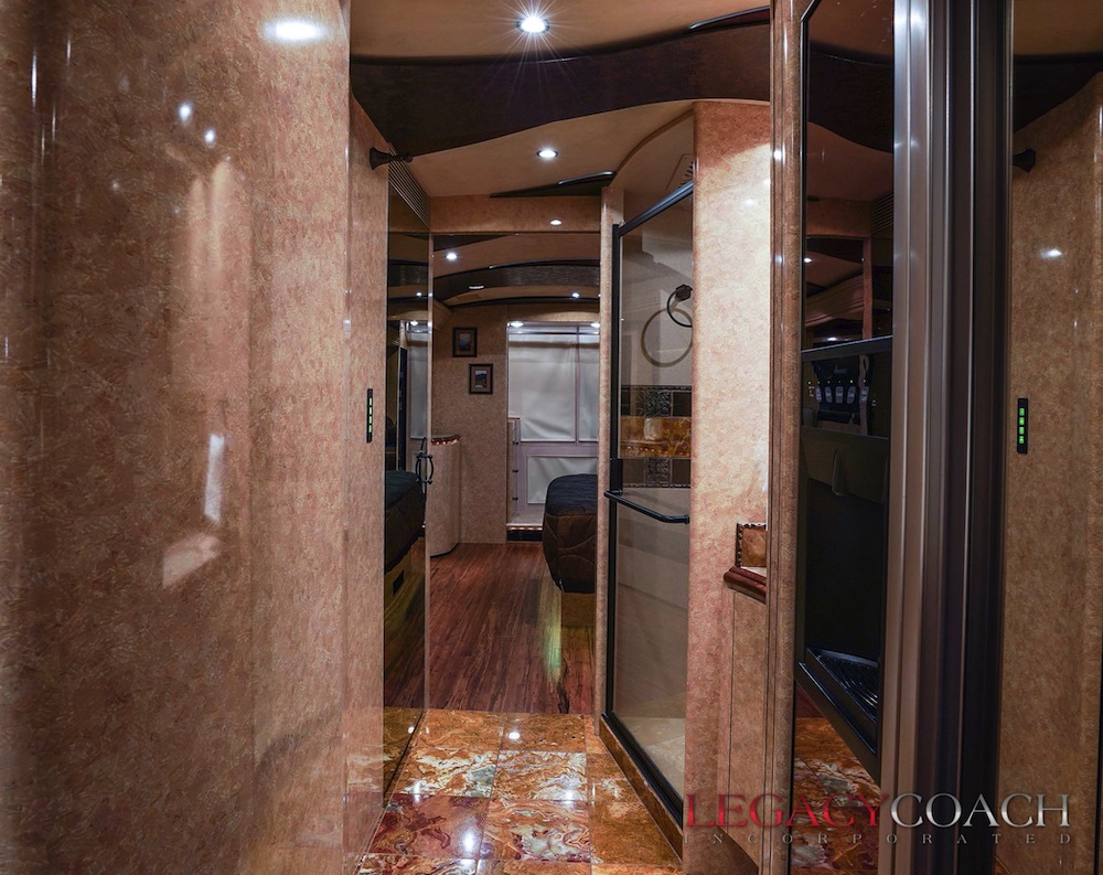 2008 Prevost Marathon H3-45 For Sale