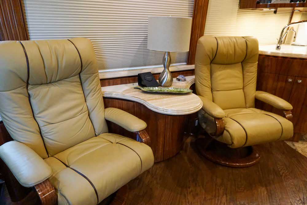 2008 Prevost Marathon H3-45 For Sale