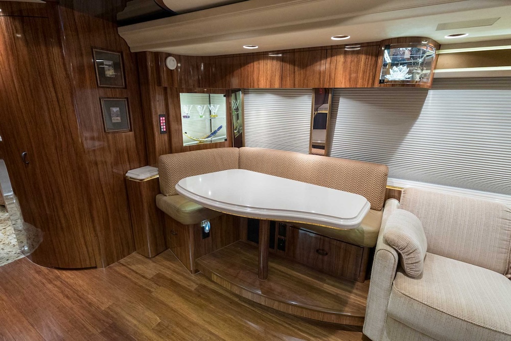 2008 Prevost  Marathon H3-45 For Sale