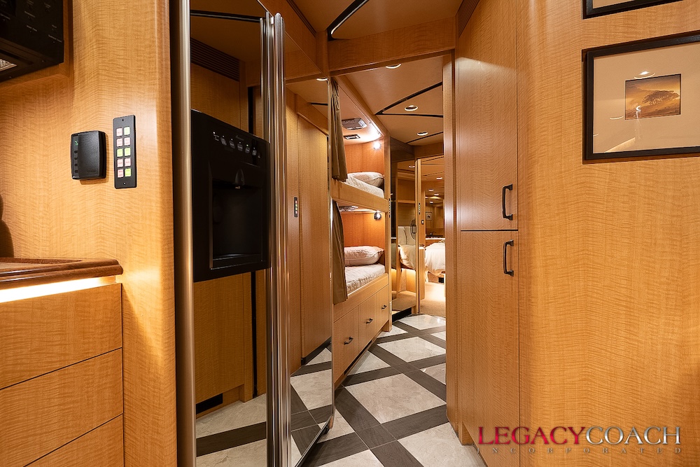 2008 Prevost Marathon XLII For Sale