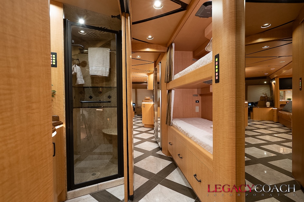 2008 Prevost Marathon XLII For Sale