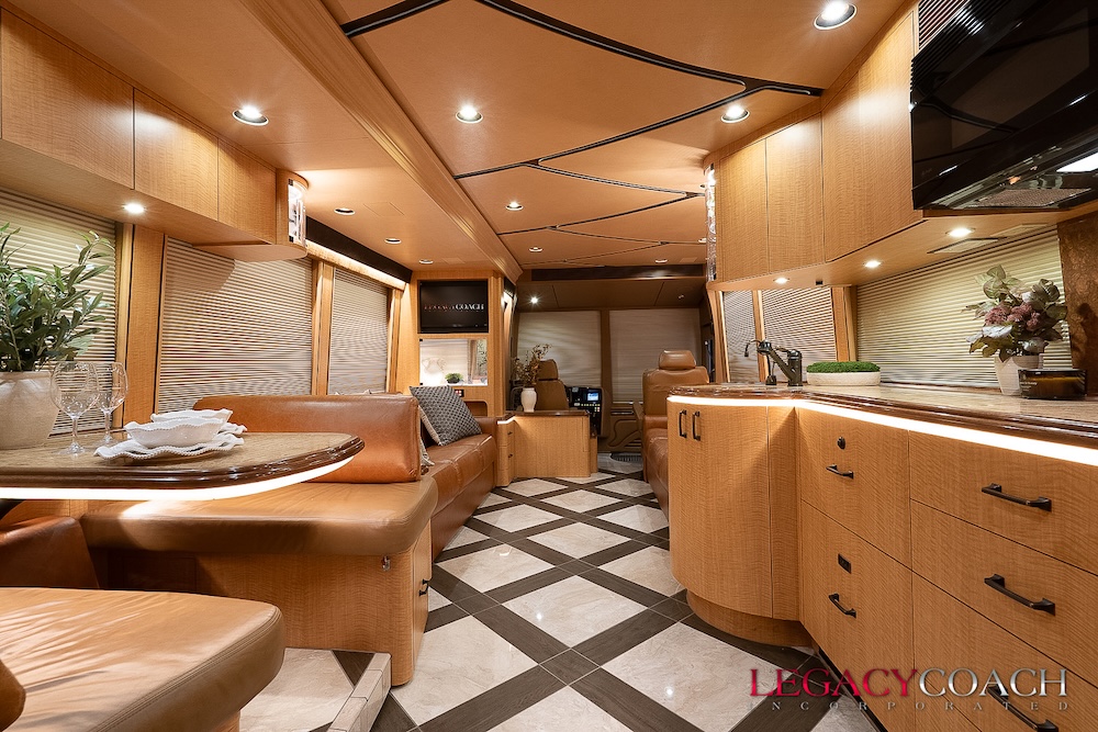 2008 Prevost Marathon XLII For Sale