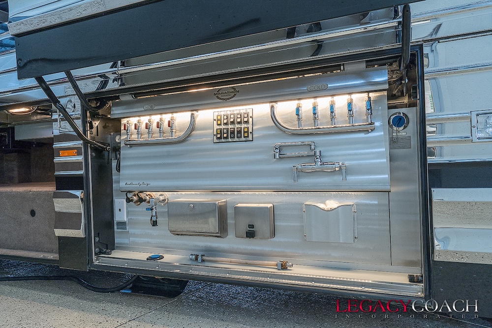 2008 Prevost Marathon XLII For Sale