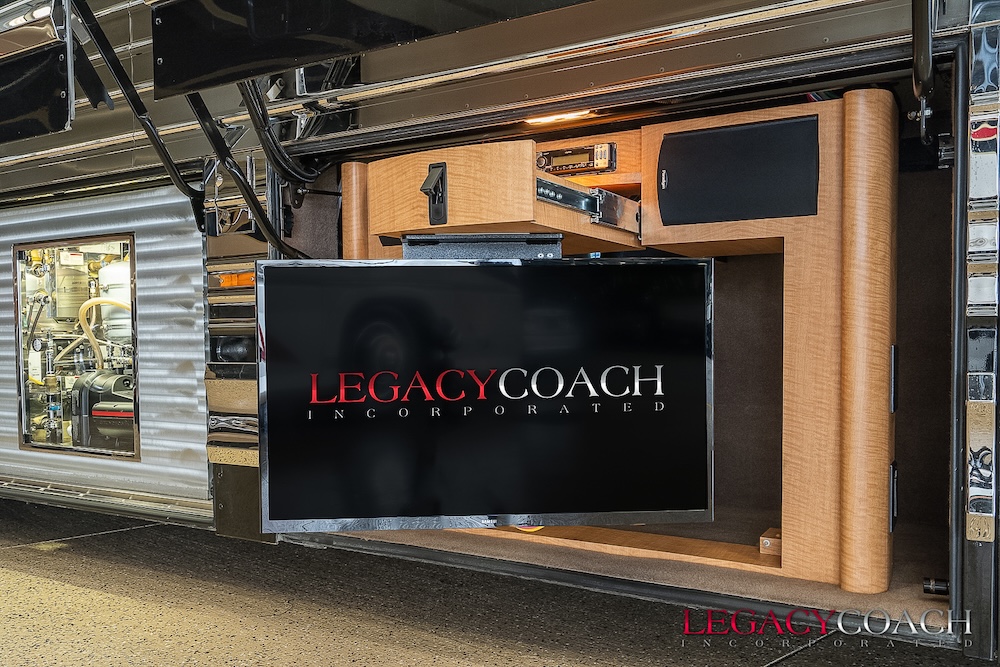 2008 Prevost Marathon XLII For Sale