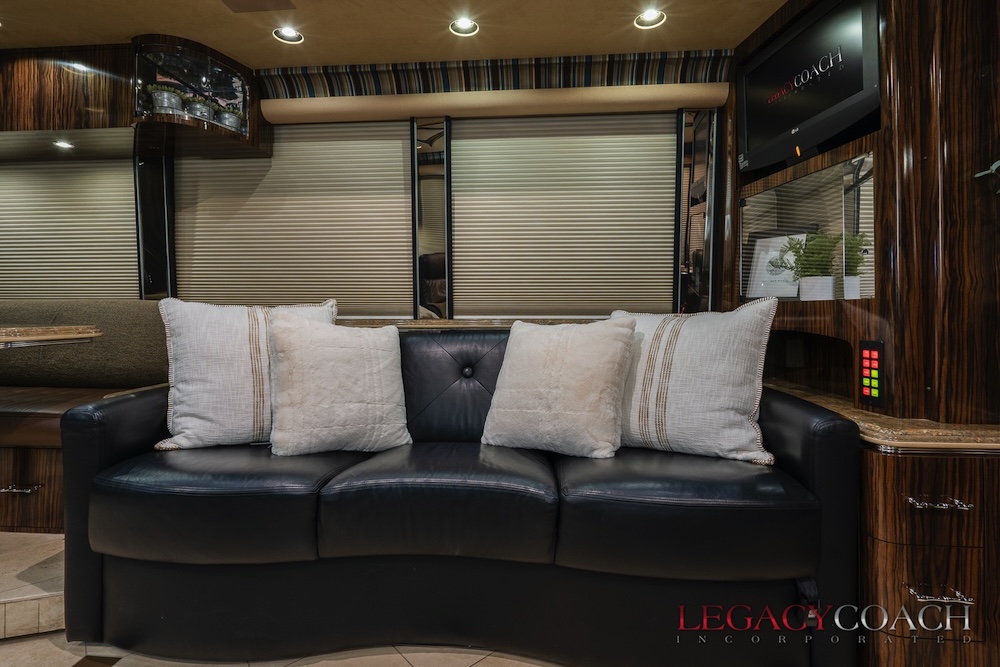 2008 Prevost Marathon XLII For Sale