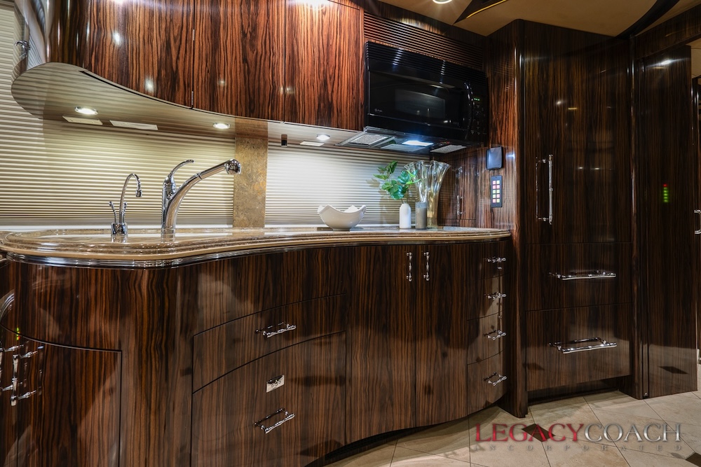 2008 Prevost Marathon XLII For Sale