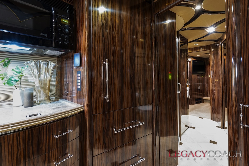 2008 Prevost Marathon XLII For Sale