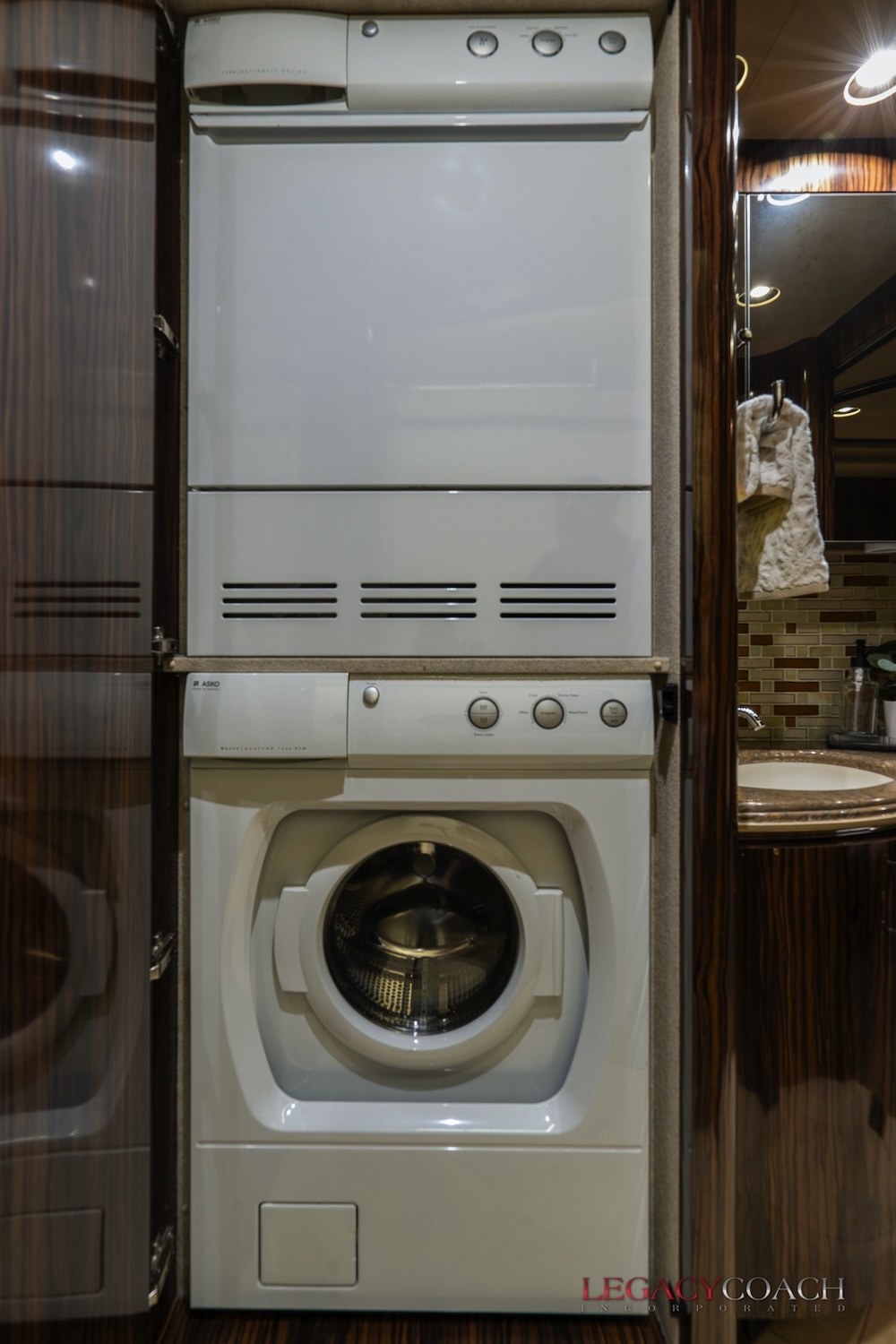 2008 Prevost Marathon XLII For Sale