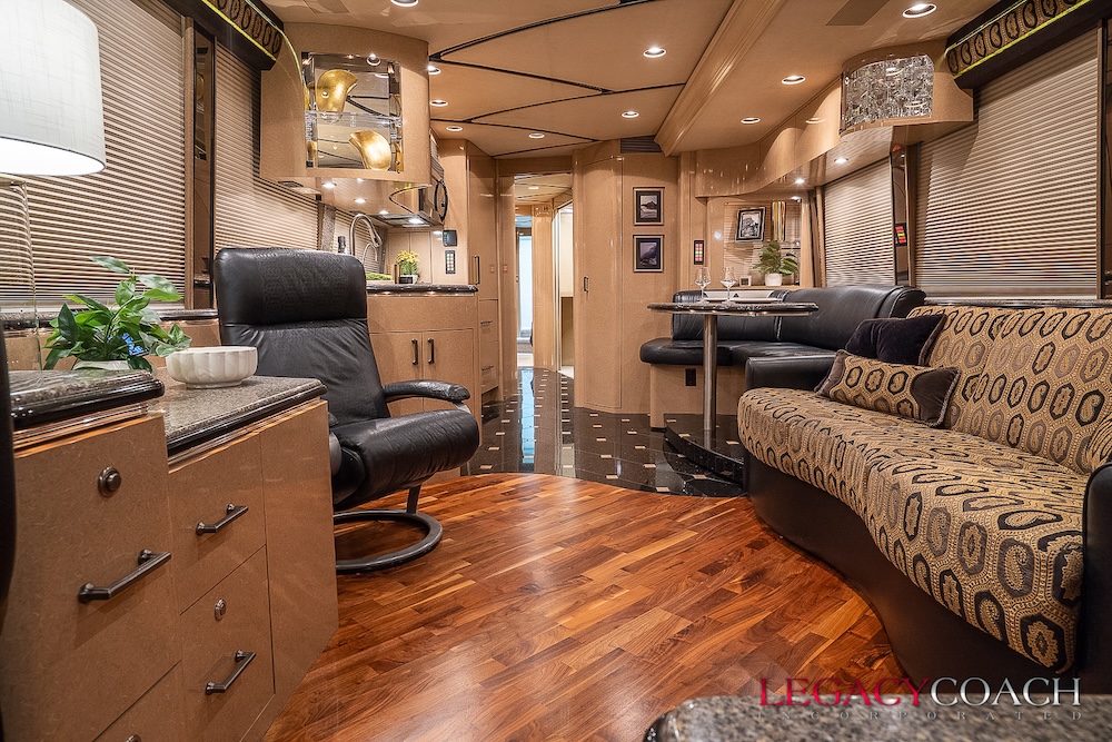 2008 Prevost Marathon XLII For Sale