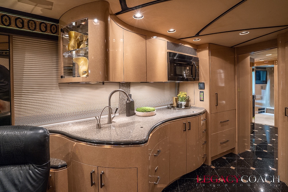 2008 Prevost Marathon XLII For Sale