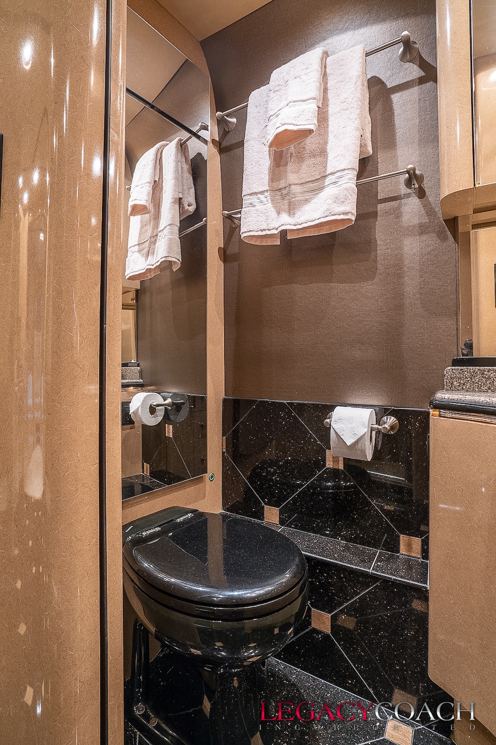 2008 Prevost Marathon XLII For Sale