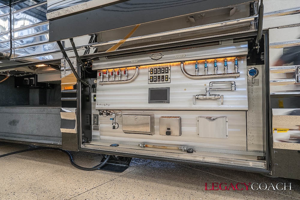 2008 Prevost Marathon XLII For Sale