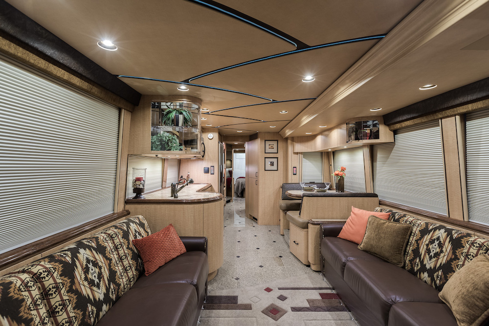 2008 Marathon Rv 2008 Prevost Marathon XLIIDouble Slide Bunk Coach # 100231