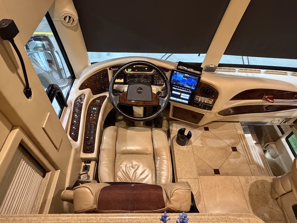 2008 Prevost Millennium H3-45 For Sale