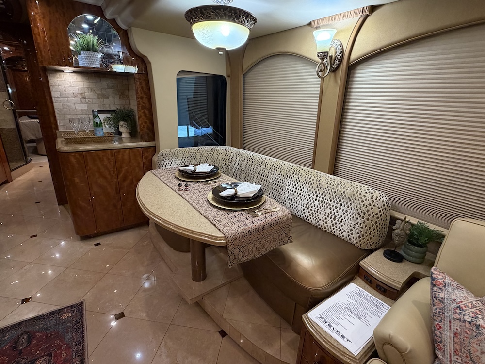 2008 Prevost Millennium H3-45 For Sale