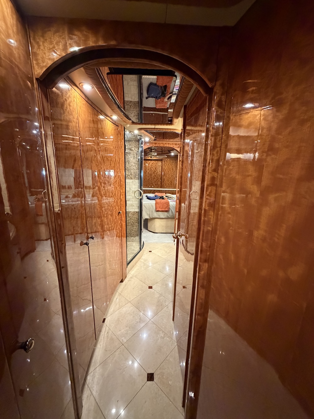 2008 Prevost Millennium H3-45 For Sale