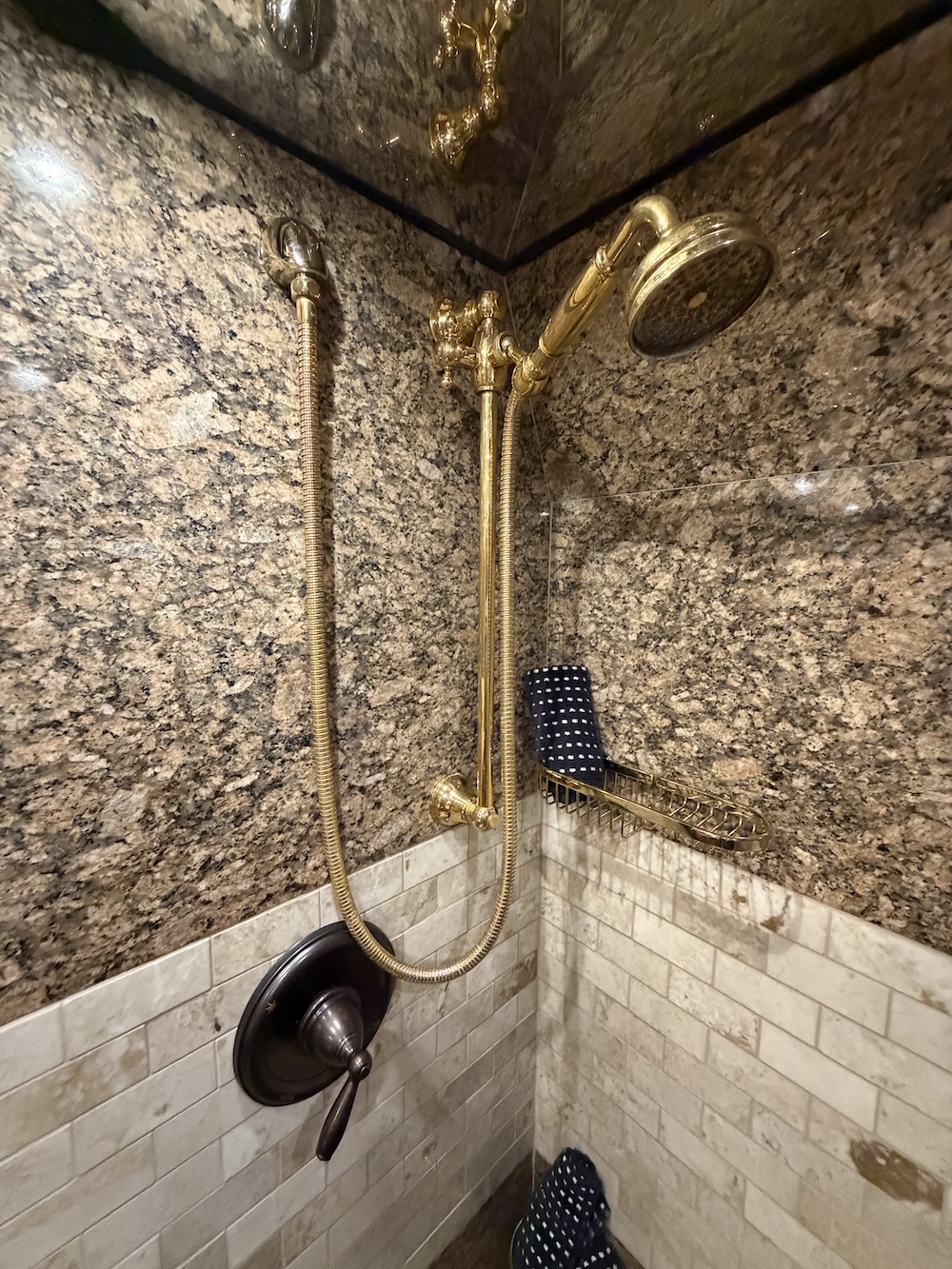 2008 Prevost Millennium H3-45 For Sale