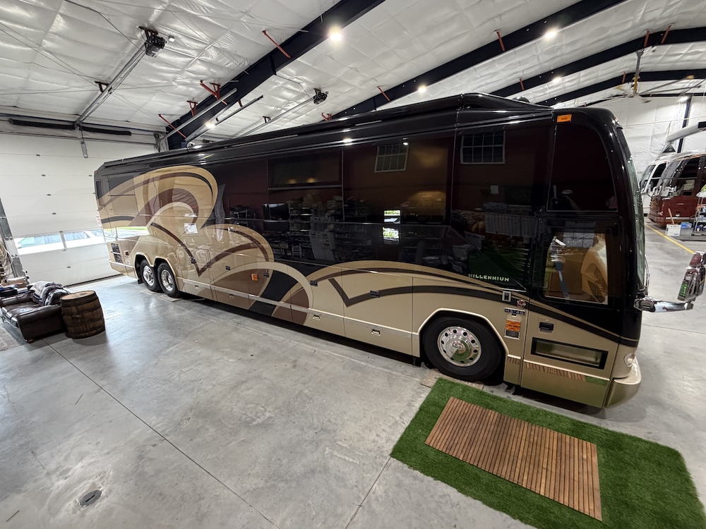 2008 Prevost  Millennium H3-45 For Sale