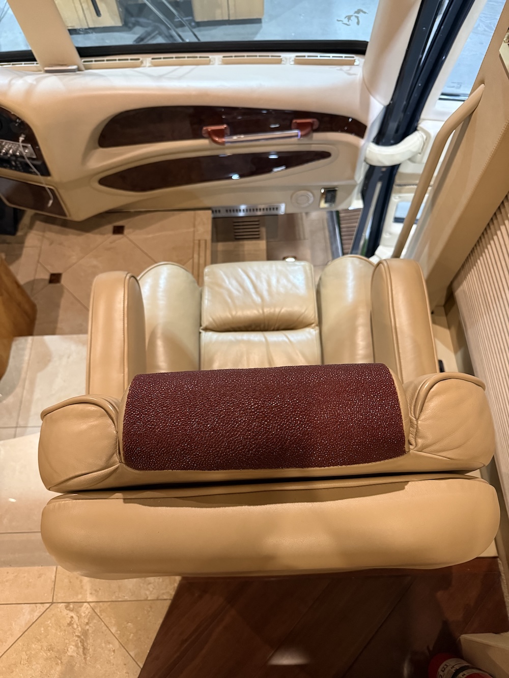 2008 Prevost Millennium H3-45 For Sale
