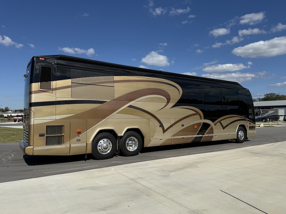 2008 Prevost Millennium H3-45 For Sale