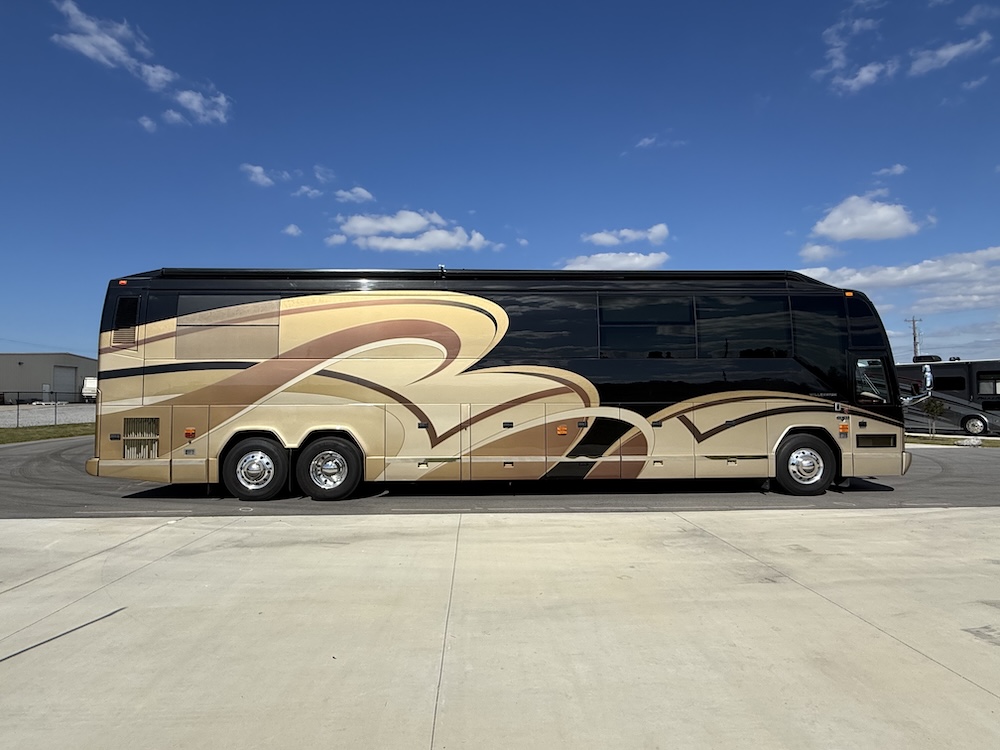 2008 Prevost Millennium H3-45 For Sale