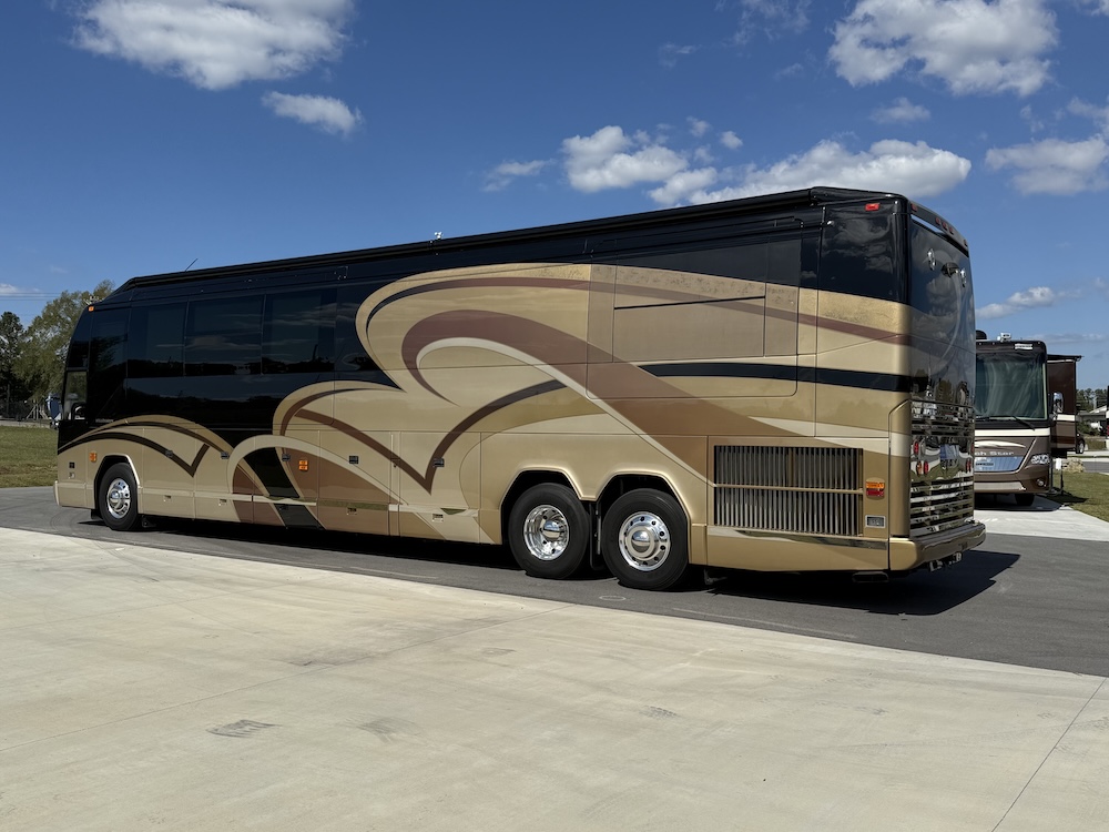 2008 Prevost Millennium H3-45 For Sale