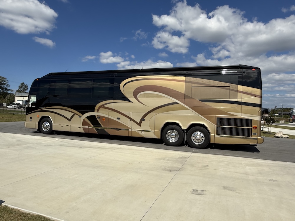 2008 Prevost Millennium H3-45 For Sale