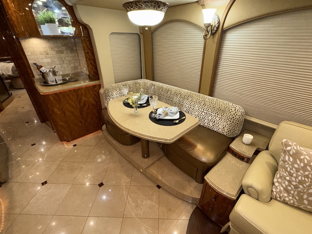 2008 Prevost Millennium H3-45 For Sale