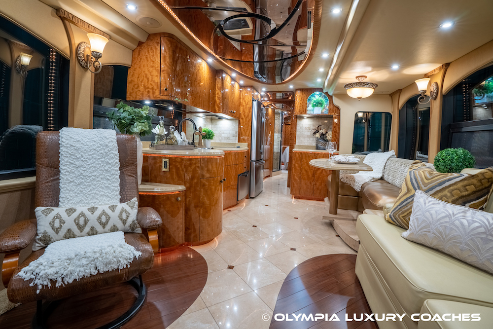 2008 Prevost Millennium H3-45 For Sale