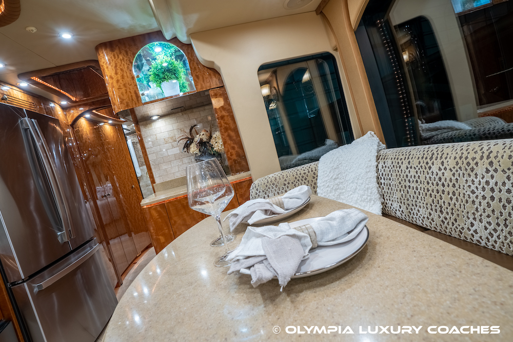 2008 Prevost Millennium H3-45 For Sale