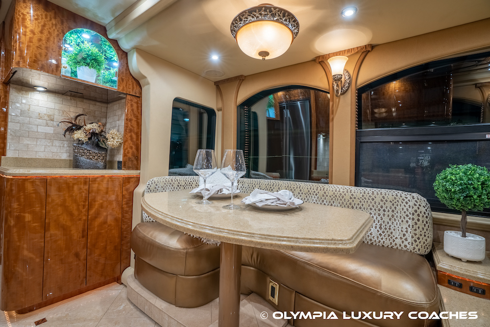 2008 Prevost Millennium H3-45 For Sale