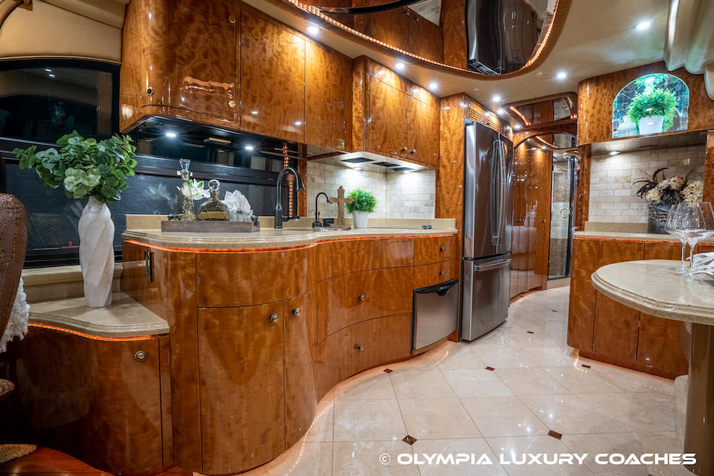 2008 Prevost Millennium H3-45 For Sale