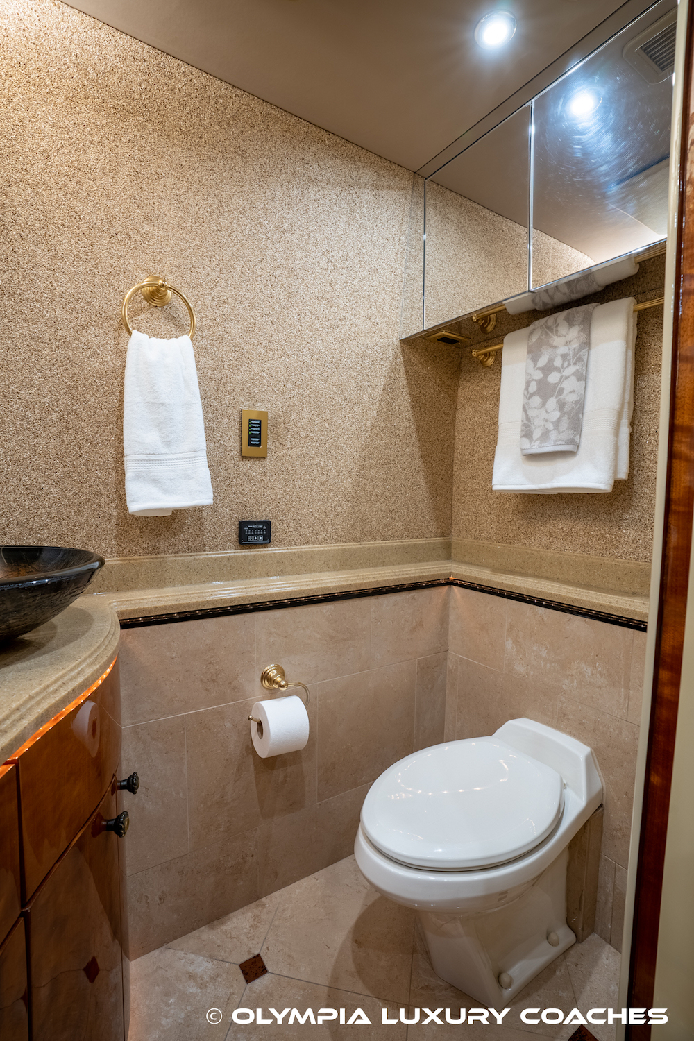 2008 Prevost Millennium H3-45 For Sale