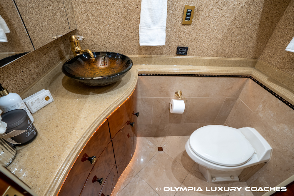 2008 Prevost Millennium H3-45 For Sale