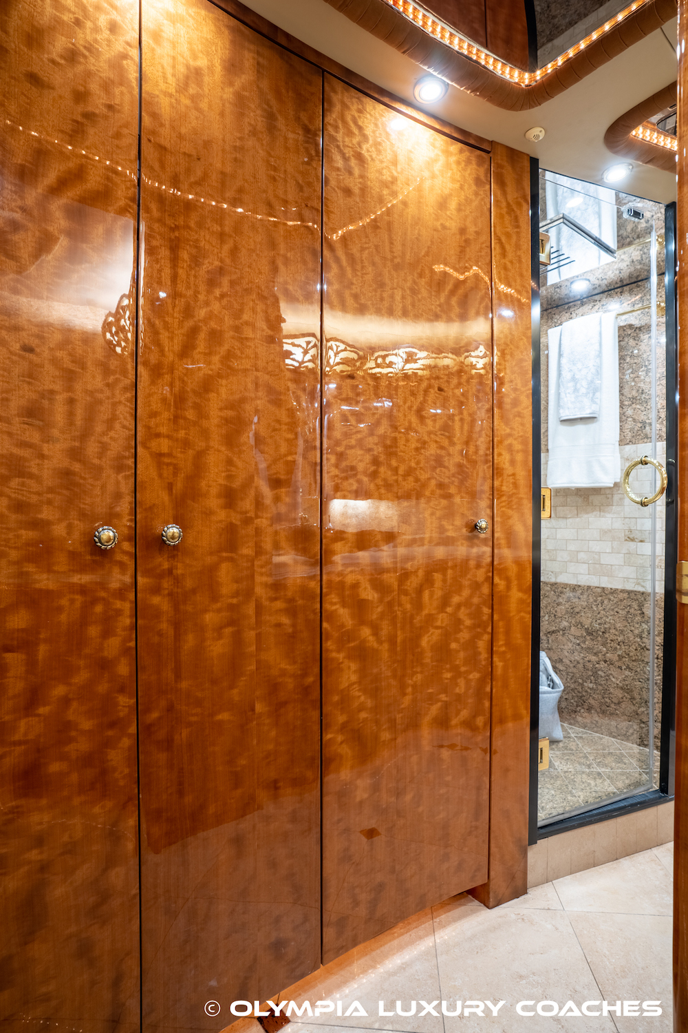 2008 Prevost Millennium H3-45 For Sale